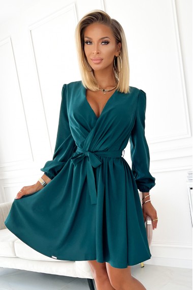 339-2 BINDY Feminine dress with a neckline - green 