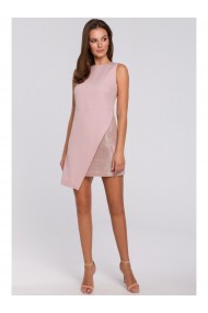 K014 Mini kleita ar asimetrisku apakšmalu - kreps rozā krāsā