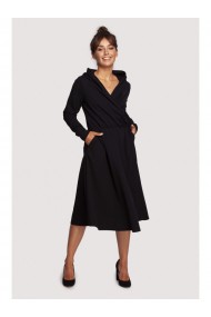 B245 Plandīta kleita ar apmetumu un kapuci - melna