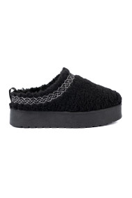 Buty a'la śniegowce w czarnym kolorze z ozdobnym haftem