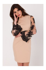 K182 Kleita ar platām gipīra piedurknēm - bēša krāsā