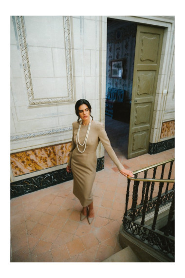 S412 Pencil dress with decorative shoulders - beige