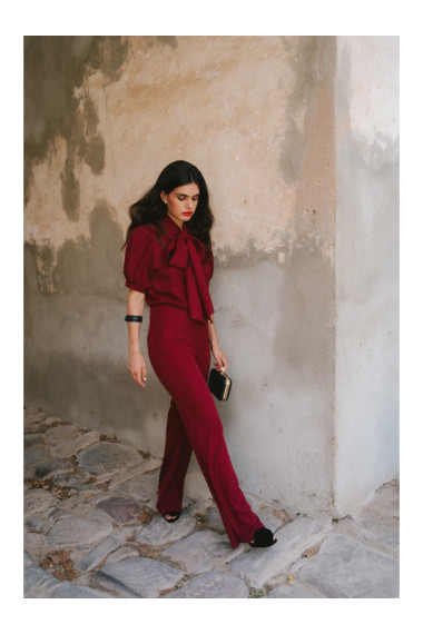 S421 Jumpsuit with a tie bow - maroon