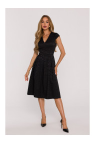 M892 Fit & flare dress with box pleats - black