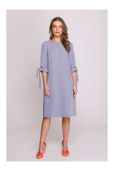 S393 A-veida kleita ar aizdares piedurknēm - balodīgi pelēka