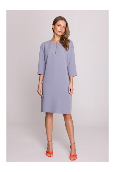 S394 Atpūtas kleita ar atslēgas cauruma izgriezumu - balodīgi pelēkā krāsā