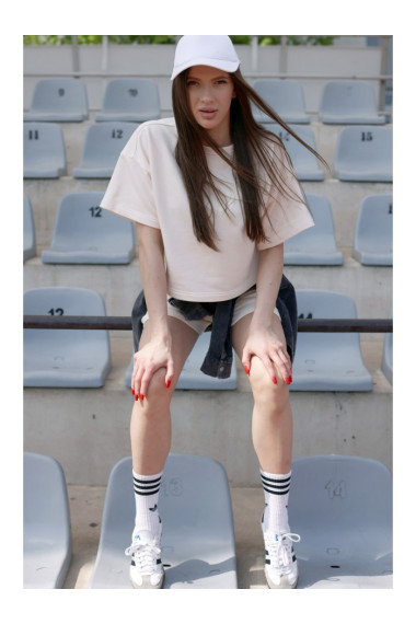 B294 Cropped sweatshirt with short sleeves - vanilla