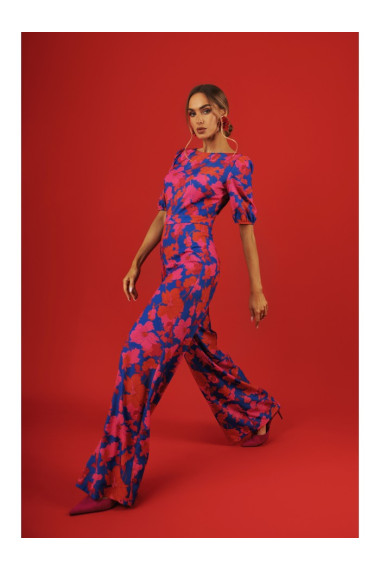 M857 Open back jumpsuit - model 2