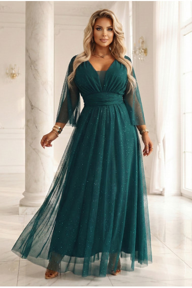  654-1 Garš, mirdzošs plus izmēra tērps ar liekšķermeņa izgriezumu un caurspīdīgām piedurknēm - pudeles zaļš 