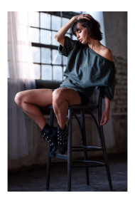 B079 Oversized blouse with a wrap detail - military green