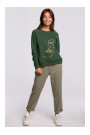 B167 Pullover top with a print in the front - lawn green