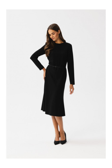 S347 Kleita ar ielaidumiem priekšpusē - melna