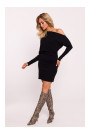 M818 Trikotāžas kleita ar rievām uz pleca - melna