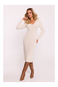 M824 Džempera kleita ar V veida izgriezumu - ziloņkaula krāsā