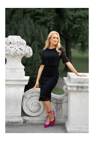 S379 Mežģīņu kleita ar dubultu augšējo daļu - melna